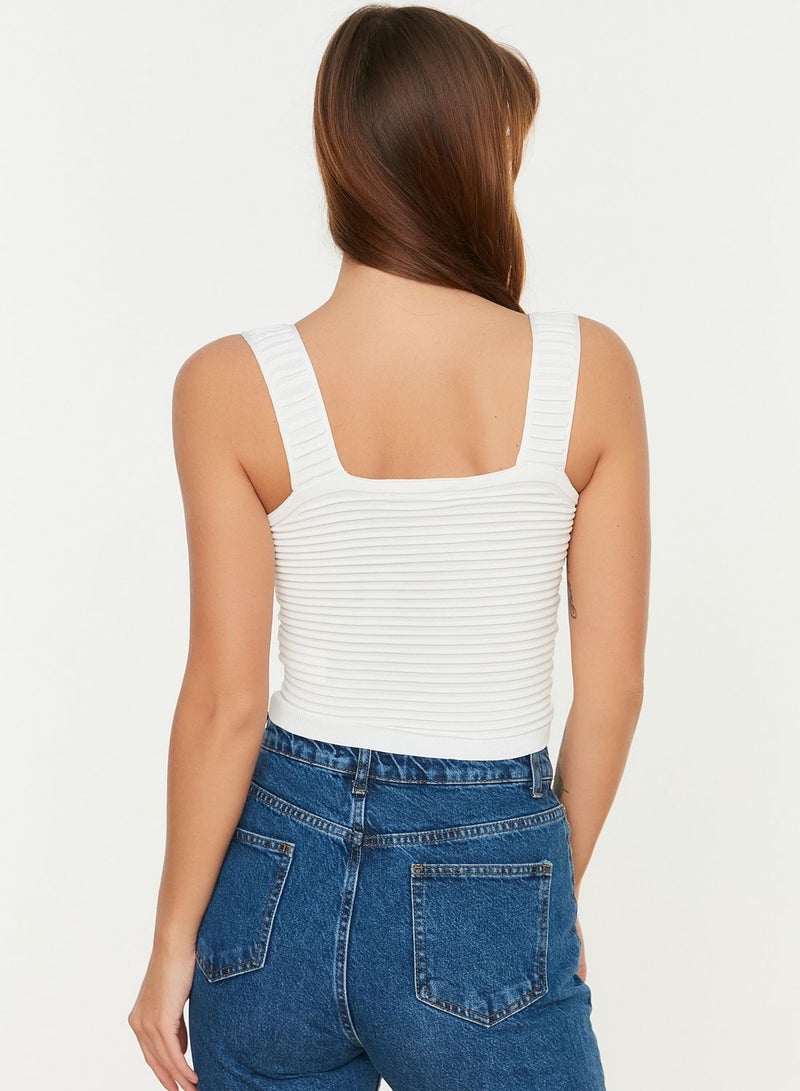 trendyol Square Neck Knitted Crop Top  - Image 5