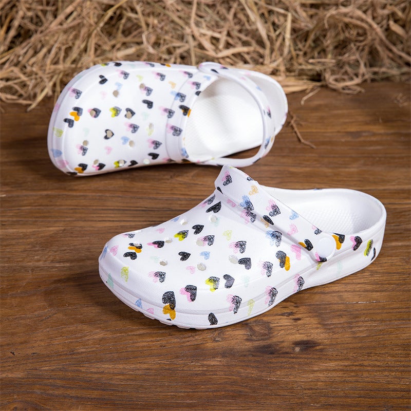 Cross-border Womens Cave Shoes Girls Cute Printed Slippers Witch Air Breathable Dual-purpose Summer Seaside Beach Sandals for Hair Black love heart