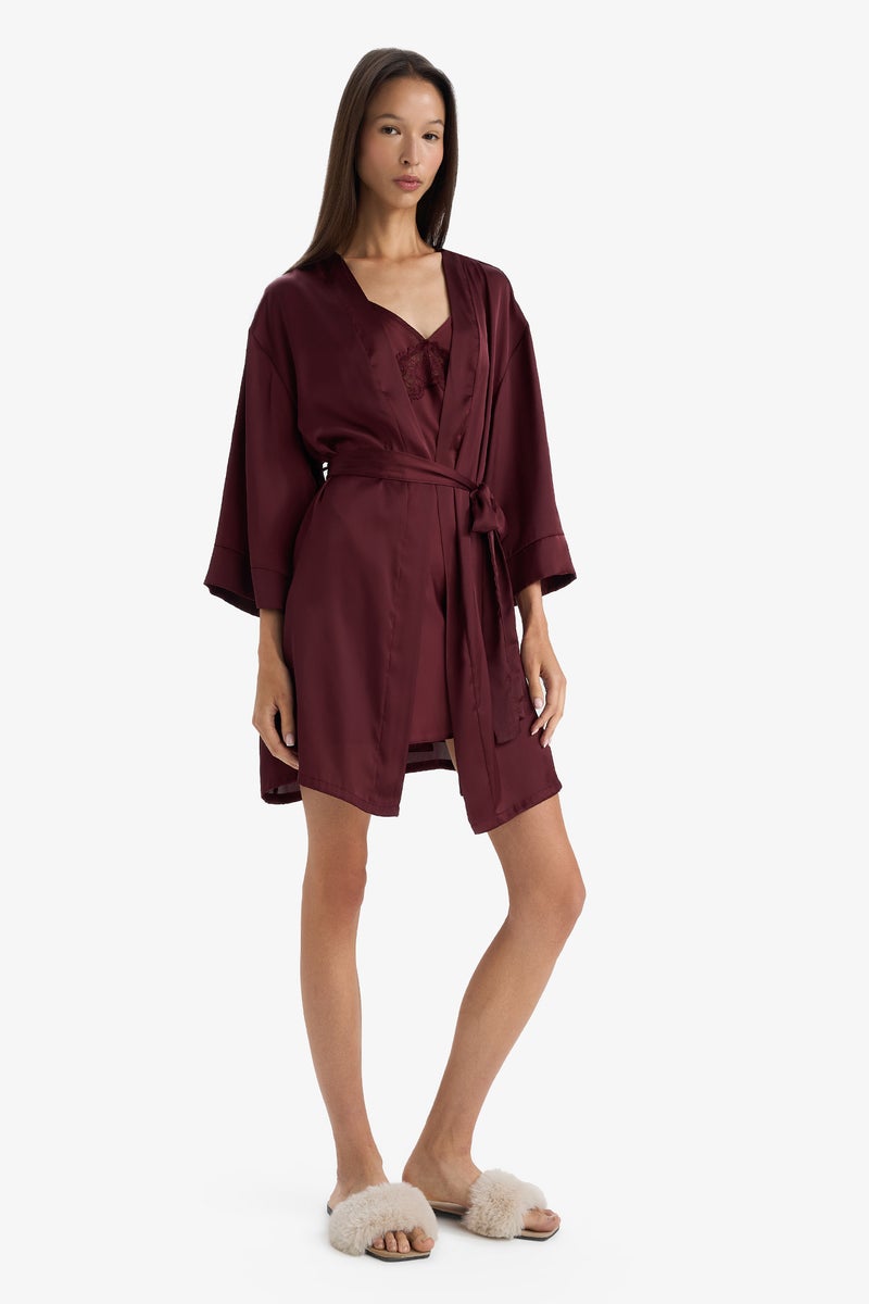 ديفاكتو روب نوم ستان قصة عادية وياقة متقاطعة - Image 2