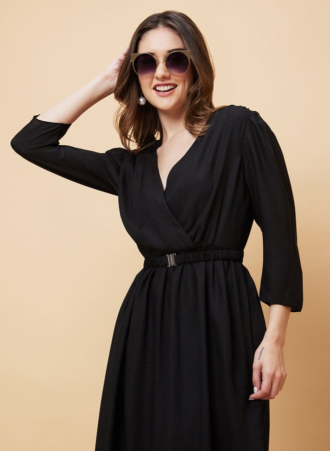 globus Solid V-Neck A-Line Midi Dress With 3/4 Sleeve - Image 1