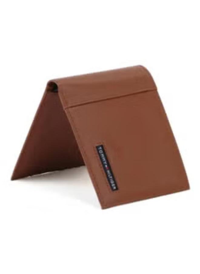 Tommy Hilfiger Men's Leather Wallet – Slim Bifold with 6 Credit Card Pockets and Removable ID Window, Tan Beige, One Size