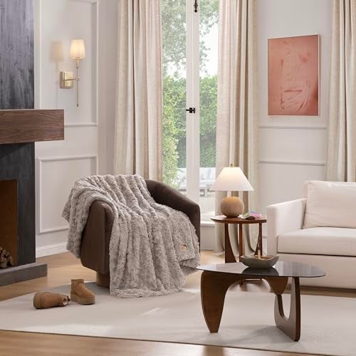 UGG Adalee Faux Fur Throw Blanket, Luxury Cozy Fluffy Blanket for Living Room or Bedroom, Decorative Double-Sided Fuzzy Throw, Machine Washable Spring Decor, 50-inch x 70-inch, Oyster Brown - Image 4