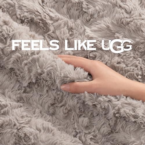 UGG Adalee Faux Fur Throw Blanket, Luxury Cozy Fluffy Blanket for Living Room or Bedroom, Decorative Double-Sided Fuzzy Throw, Machine Washable Spring Decor, 50-inch x 70-inch, Oyster Brown - Image 3
