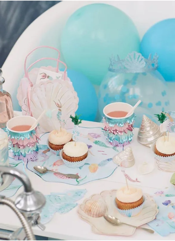 Meri Meri Watercolour Clam Napkins