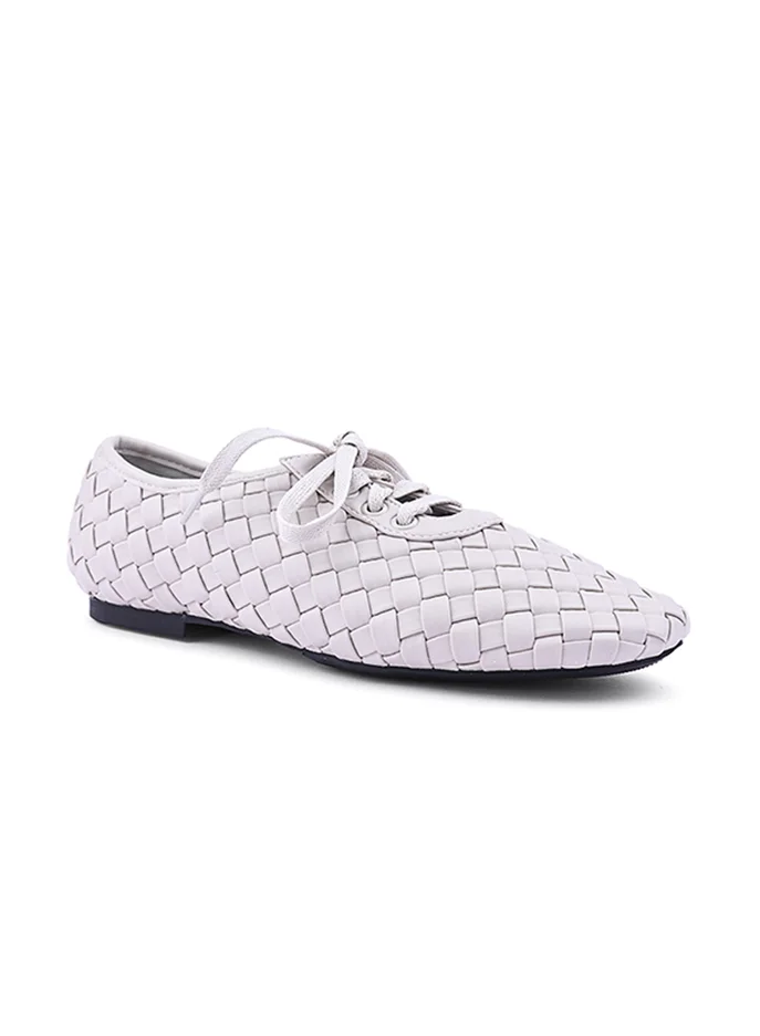 Comfortable flat shoes made for daily style.