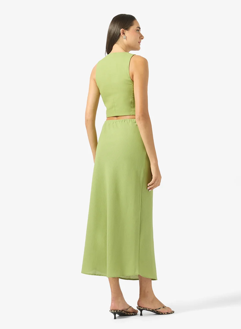 جينجر طقم تنورة وبلوزة برباط