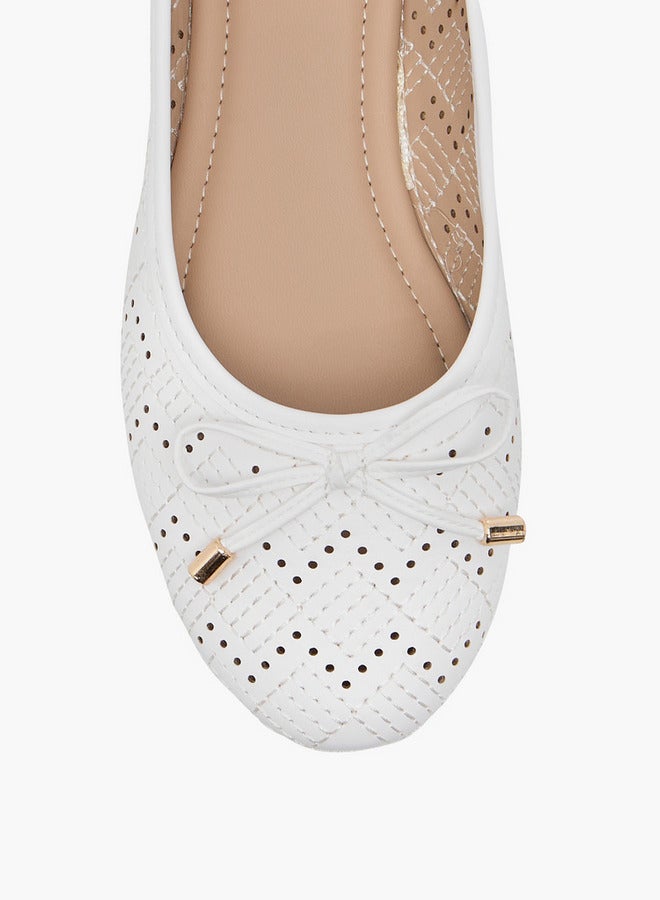 Flora Bella By Shoexpress Women's Textured Ballerina Shoes with Bow Detail  - Image 4