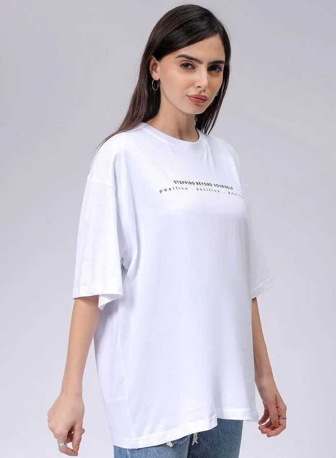 مرفوعة تيشيرت واسع بطبعة خلفية جرافيك