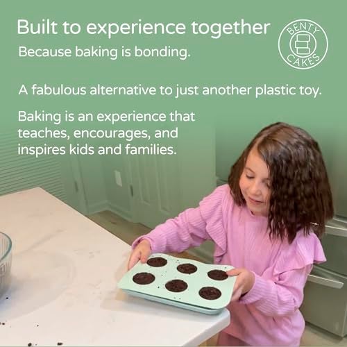 Benty Cakes – The Original CakePuck Bonus Bundle Set – Better than a Cake Pop! Make Chocolate Covered Desserts – BPA Free Silicone – Includes 1 Mold Set, 2 Trays and 2 Scrapers – Green - Image 5