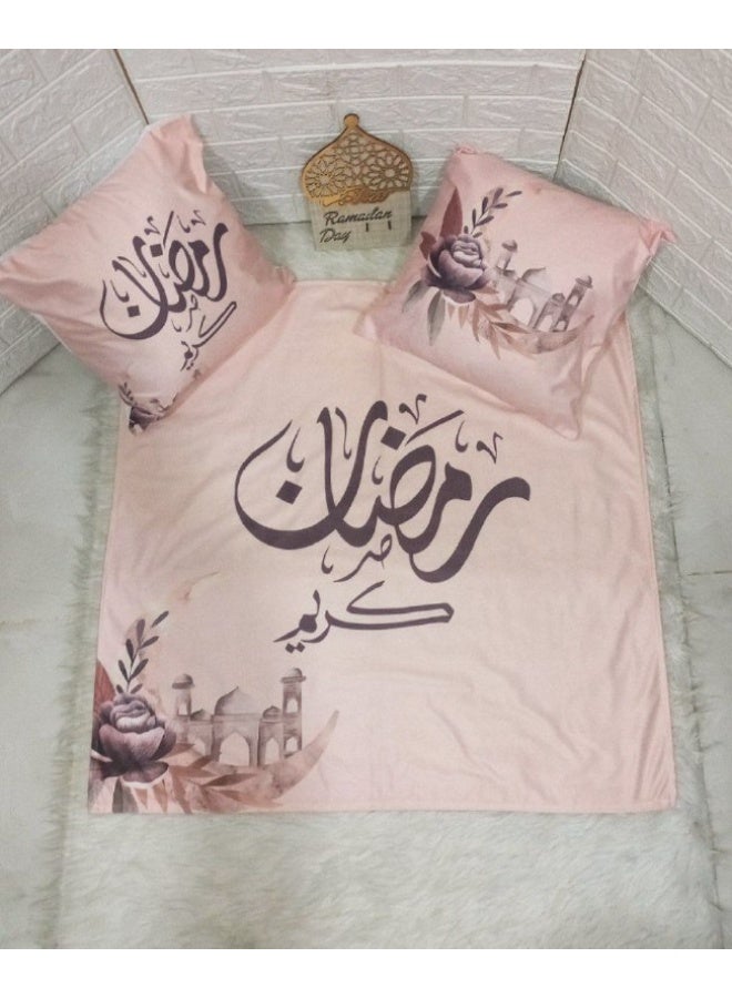 ناما طقم ديكور رمضان المودرن - مفرش مع وسائد بتصميم خط عربي وزهور (لون وردي ناعم)