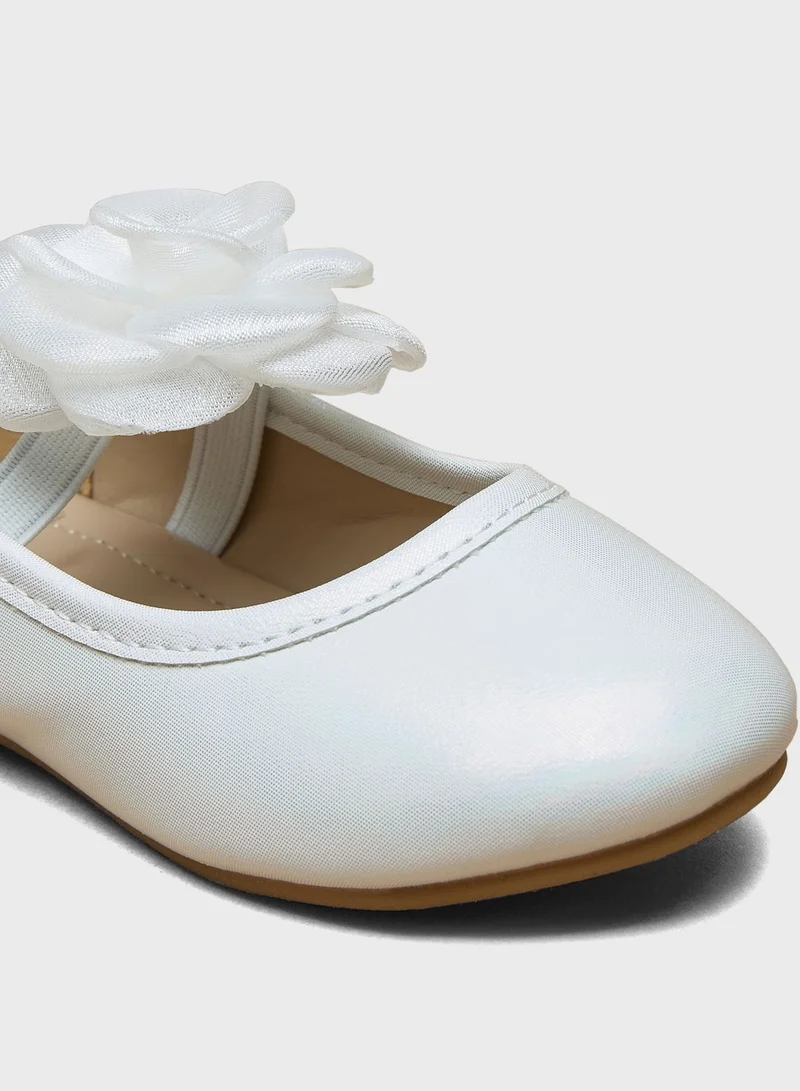 شو اكسبرس Kids Slip Ons Flower Detail Ballerinas