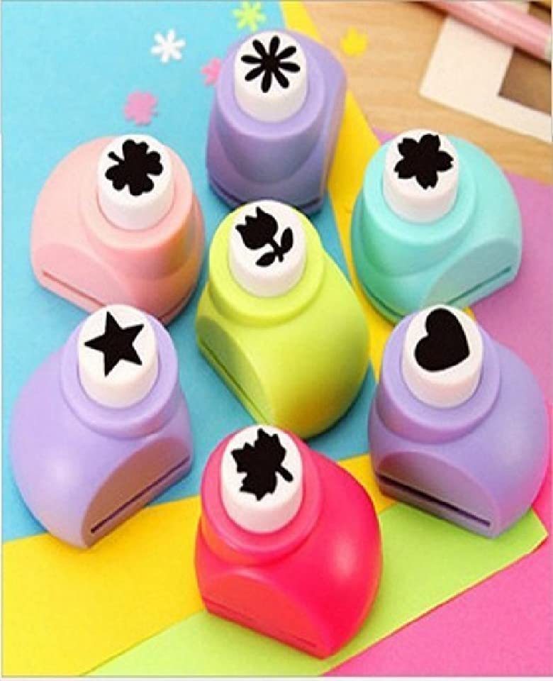 DEZIINE�5pcs Craft Hole Punch Shapes Set,Paper Puncher for Kids,Single Crafting Scrapbook Punches,Star,Butterfly,Leaf,Christmas Tree.etc.(Random shape will be provided) - Image 4