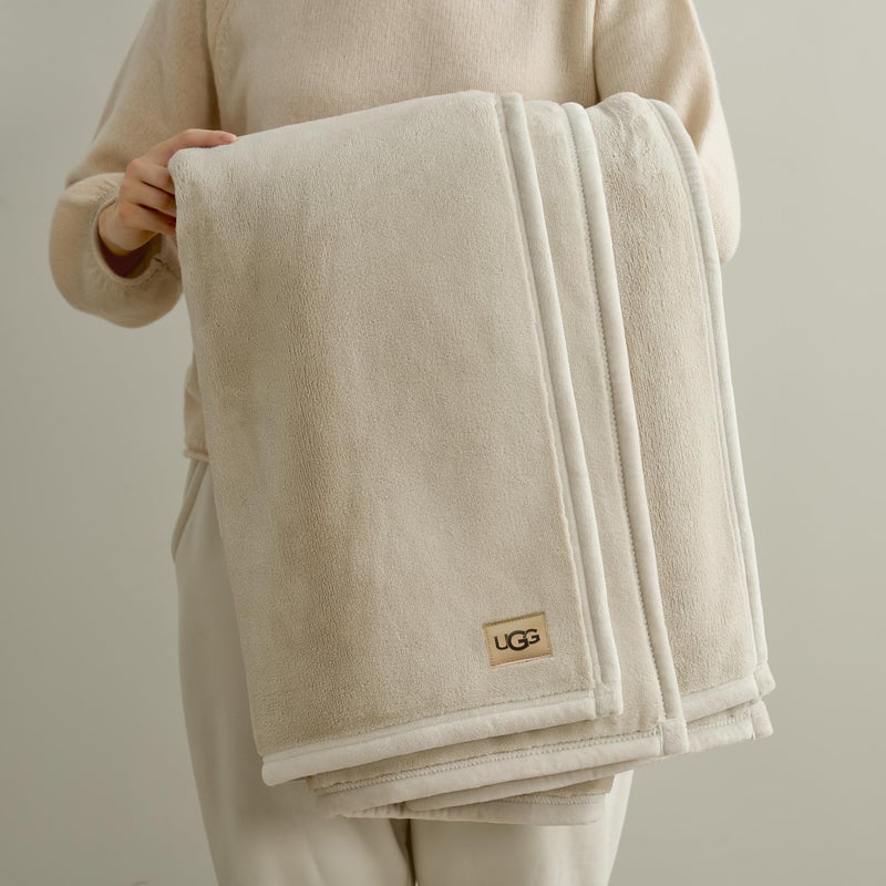 UGG Coco Plush Fleece Throw Blanket â€“ Soft & Cozy Blanket for Couch, Bed & Sofa, Perfect for Home Decor, House Warming Gifts or Luxurious Birthday Gifts for Women, 50" x 70", Ivory Shoreline - Image 5