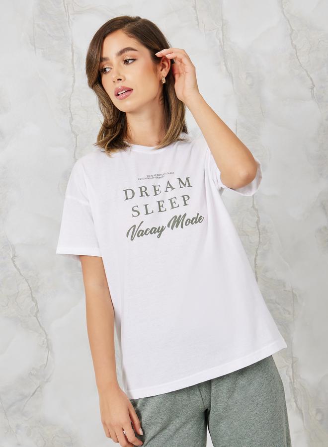 Styli Styli Slogan Printed T-Shirt and Ruffle Waist Pyjama Set - Image 2