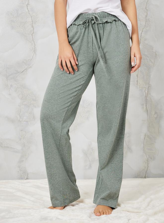 Styli Styli Slogan Printed T-Shirt and Ruffle Waist Pyjama Set - Image 5