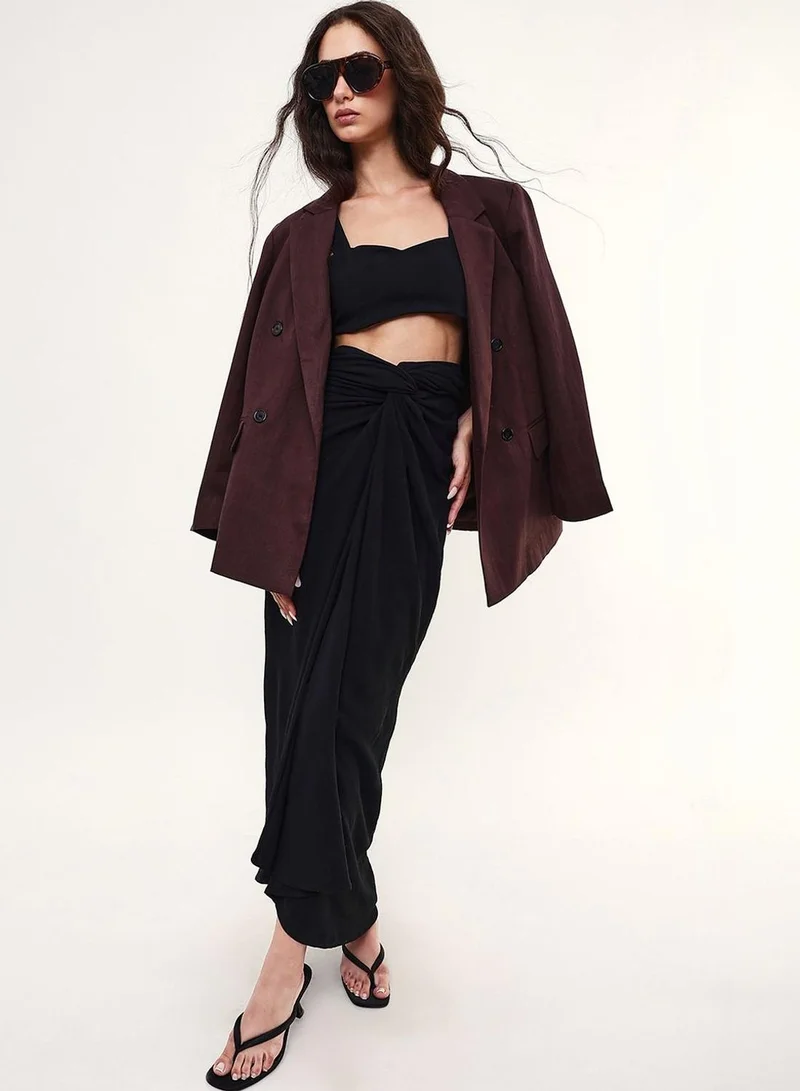 دينيس لينغو Women Black Poly Solid Midi A-Line Skinny Skirt