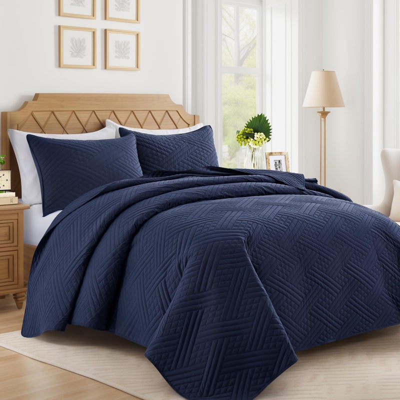 Lavsiry Cal/California King Size Navy Quilt Set  Summer Lightweight Oversized Thin Comforter Bedding Set  Soft Microfiber Bedspread & Coverlet - 3 Piece(1 Quilt  2 Pillow Shams) - Image 1