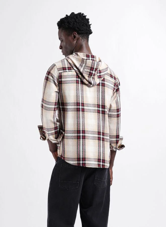 ذا انديان كراج كو Men Regular Fit Checked Hooded Full Sleeves Shirt