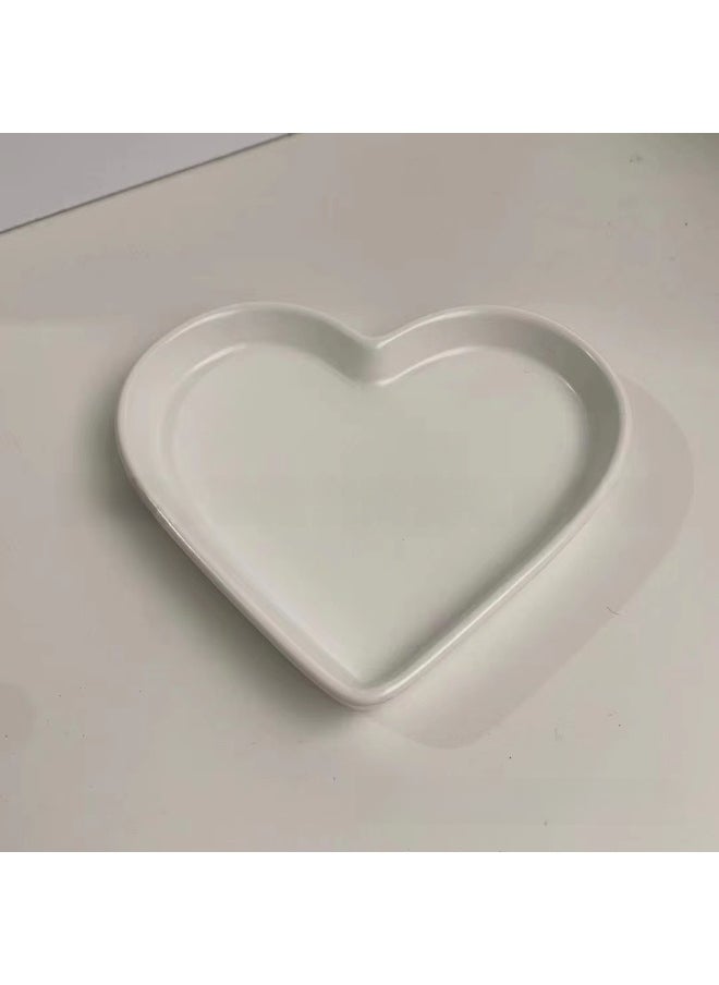 NIBEMINENT - Chic Heart-Shaped Ceramic Dessert Plate White - Image 1