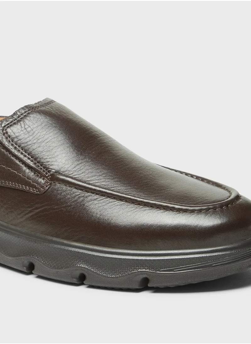 Le Confort Casual Comfort Slip Ons