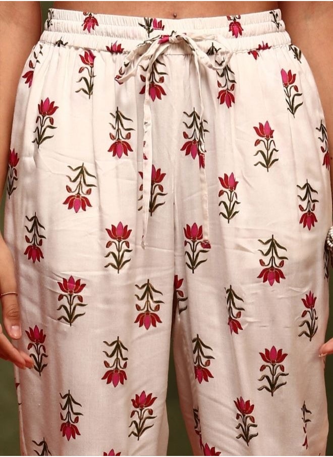 Abhishti Floral  print kurta with straight pangts-black &beige  - Image 5