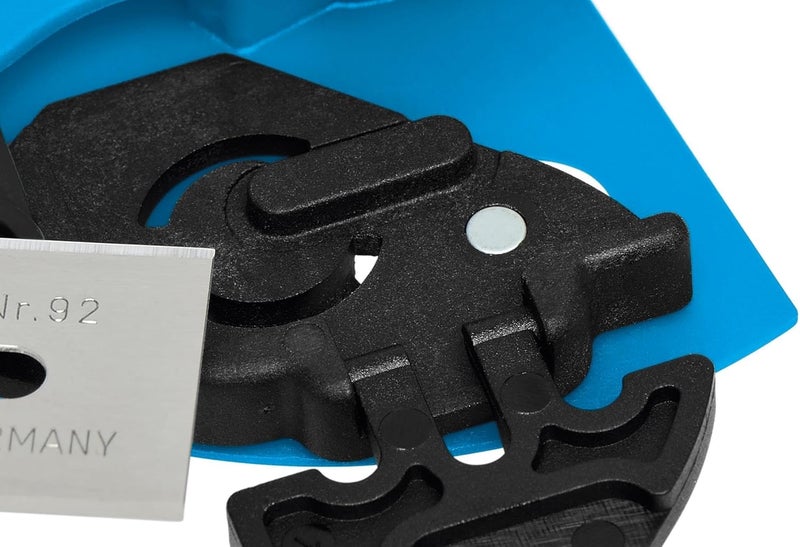 MARTOR 124001.02 Merak Polycarbonate Retractable Safety Cutter/Knife - Image 3