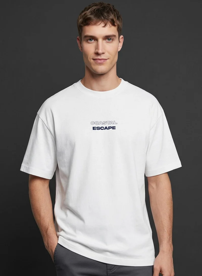 نوبيرو Men Oversized Graphic Printed T-shirt