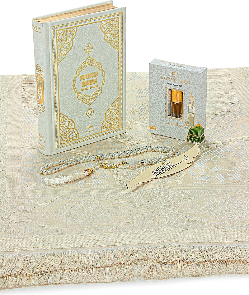 İhvan Online Ihvan Online Quran with English Translation Medina Calligraphy and Prayer Rug Set White