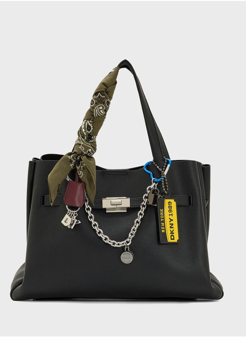 دكني Logo Bryar Satchels
