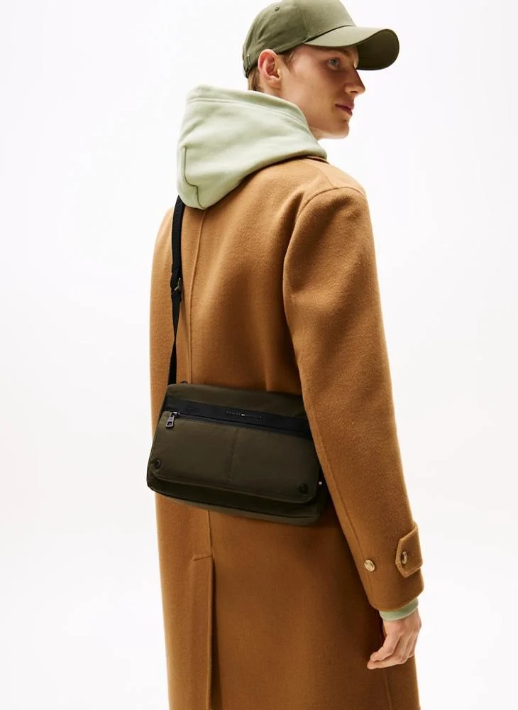 TOMMY HILFIGER Logo Crossbody Bag