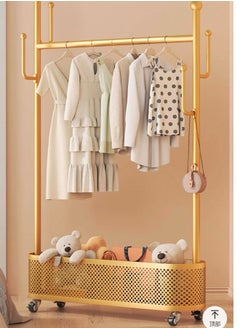 Practical clothes hanger with extra storage space and design - pzsku/ZC9317D3FE4B58AB790BEZ/45/_/1739634008/88141901-f562-4cdb-9777-2b85a0090904