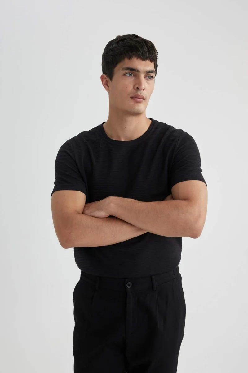 DeFacto Slim Fit Crew Neck Short Sleeve T-Shirt M6608AZ24SP