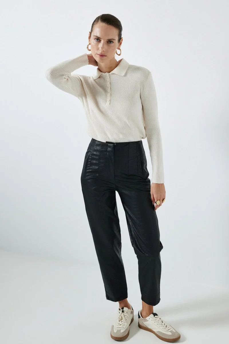 Touche Crocodile Pattern High Waist Leather Trousers