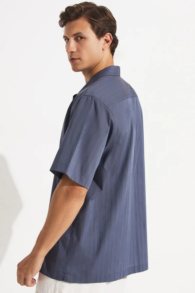 جون Exclusive Men's Oversize Short Sleeve Striped Shirt