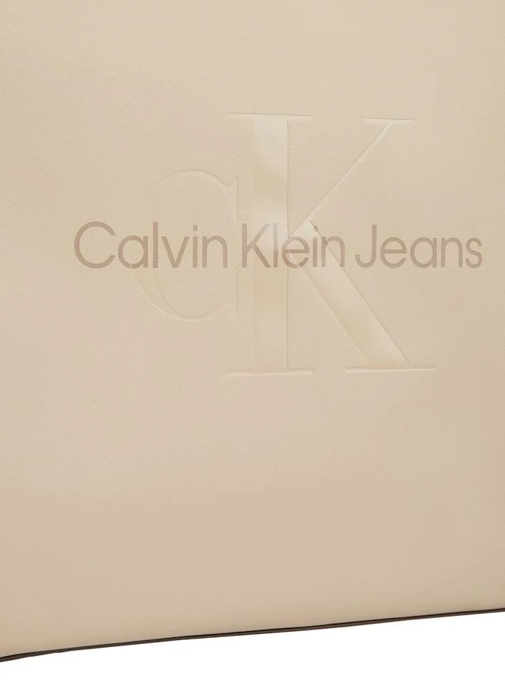 Calvin Klein Jeans Sculpted Slim Tote