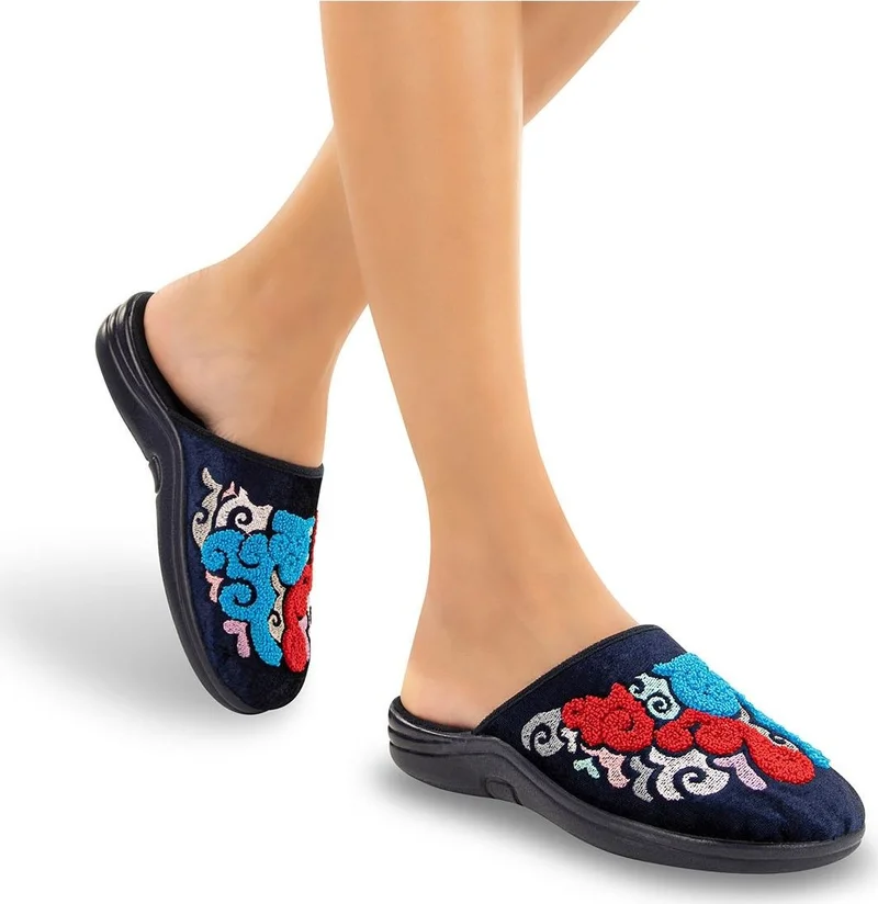 MUYA Kastra Anatomical Sole Embroidered Women's House Slippers