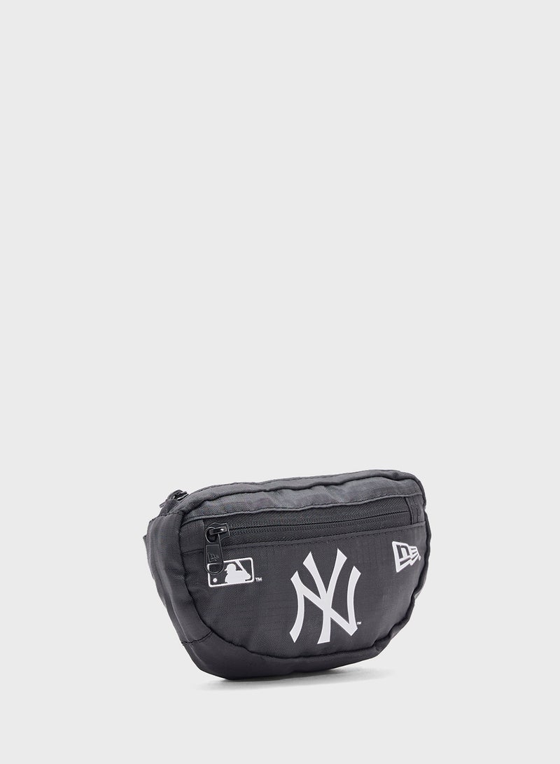 NEW ERA New York Yankees Mlb Waist Bag  - Image 3
