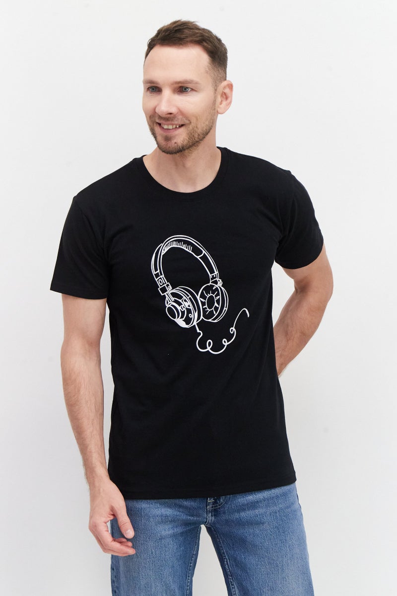 Project Essentials تي شيرت رجالي بأكمام قصيرة وياقة دائرية مطبوع، أسود - Image 1