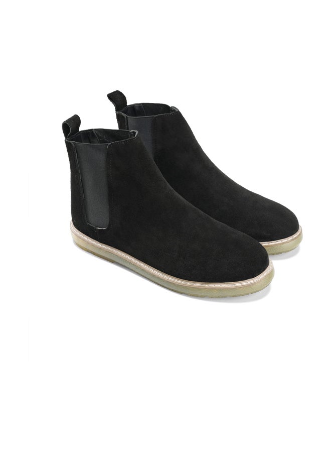 CRESTâ„¢  Plain Suede Chelsea Half Boot