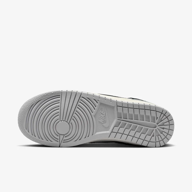 Jordan Women's Air Jordan Skyline Low Shoes