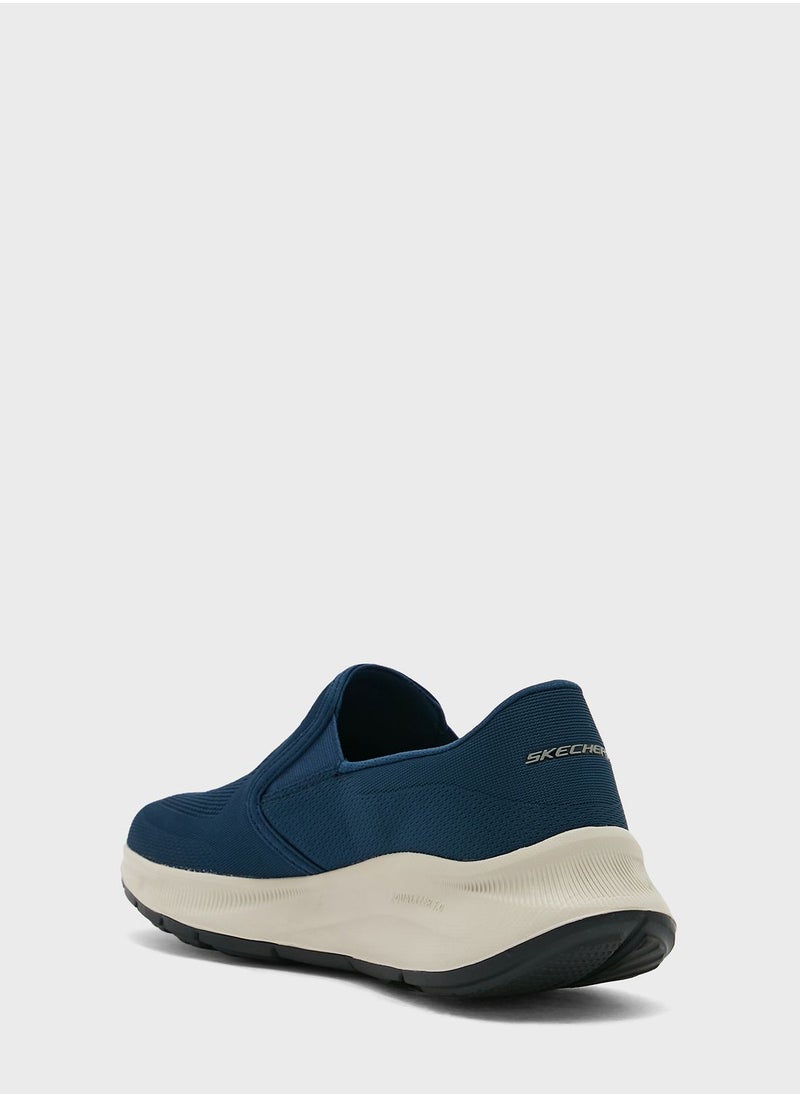 SKECHERS - Equalizer 5.0 - Image 1