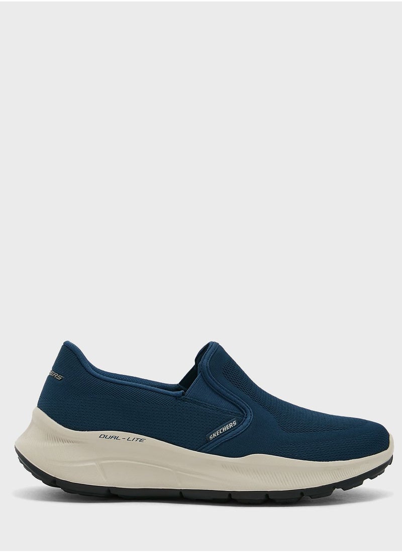 SKECHERS - Equalizer 5.0 - Image 1