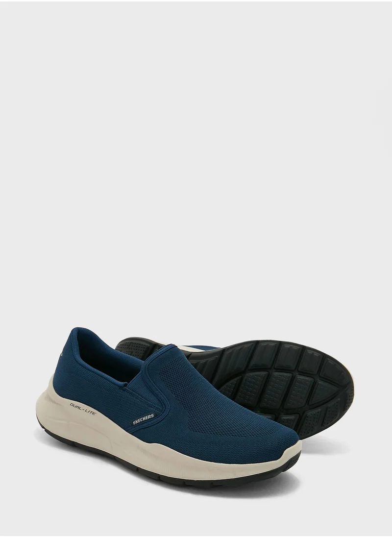 SKECHERS Equalizer 5.0
