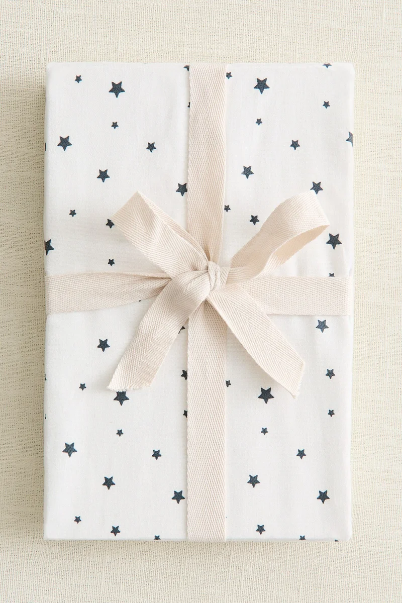 اتش اند ام شرشف بحواف مطاطية للمهد