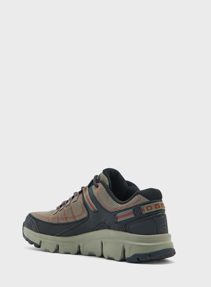 SKECHERS قمم في - Image 2