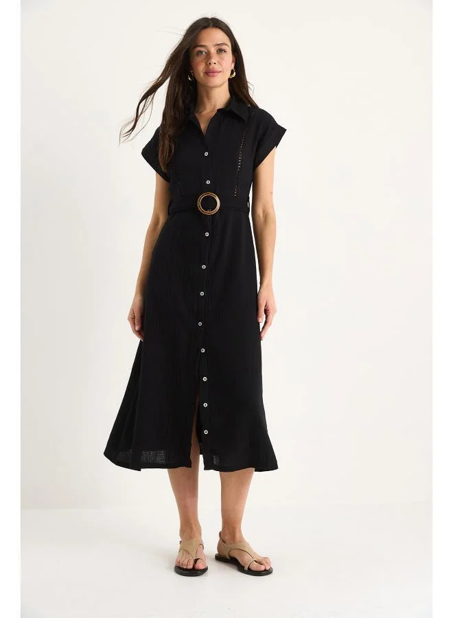 جينجر فستان قميص بأزرار وحزام