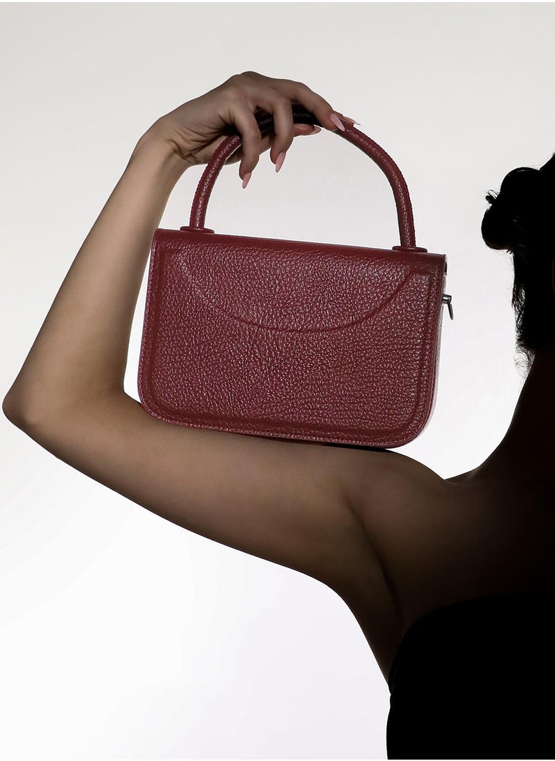 Haute Sauce Solid Magnet Lock Regular Vegan Leather Hand Bag For Women  - Image 2