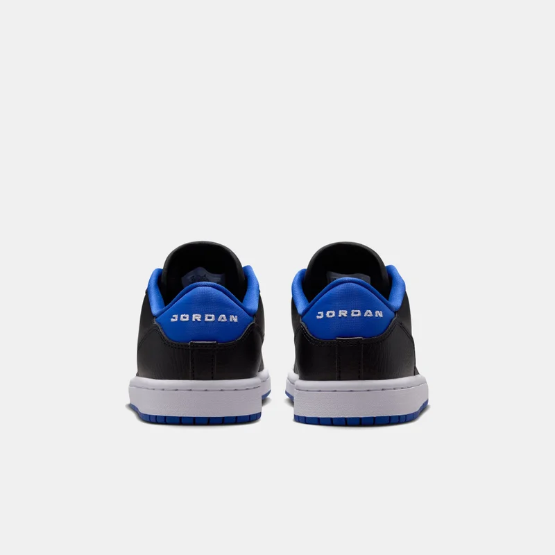 جوردن أحذية رياضية للأطفال الأكبر سنًا