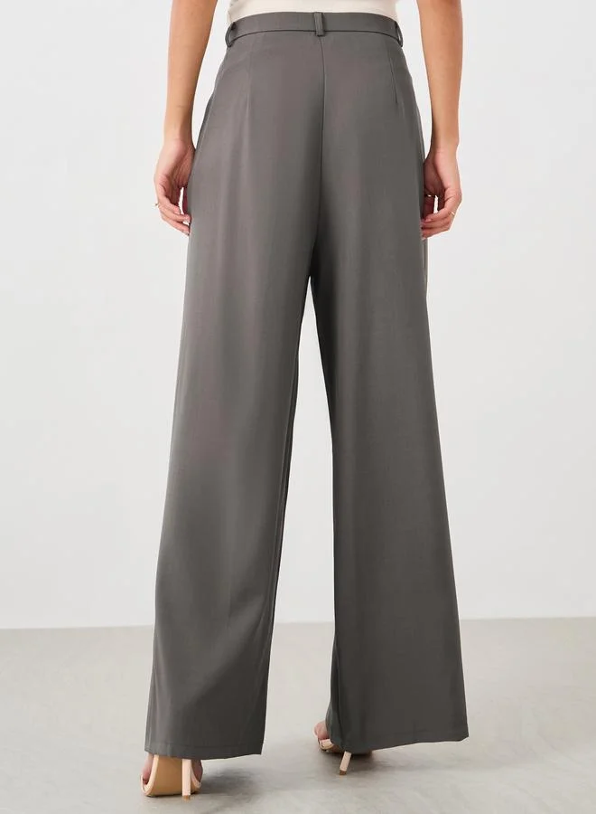 Styli Styli Mid Rise Straight Fit Pants with Pleated Details