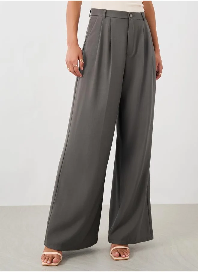 ستايلي Styli Mid Rise Straight Fit Pants with Pleated Details